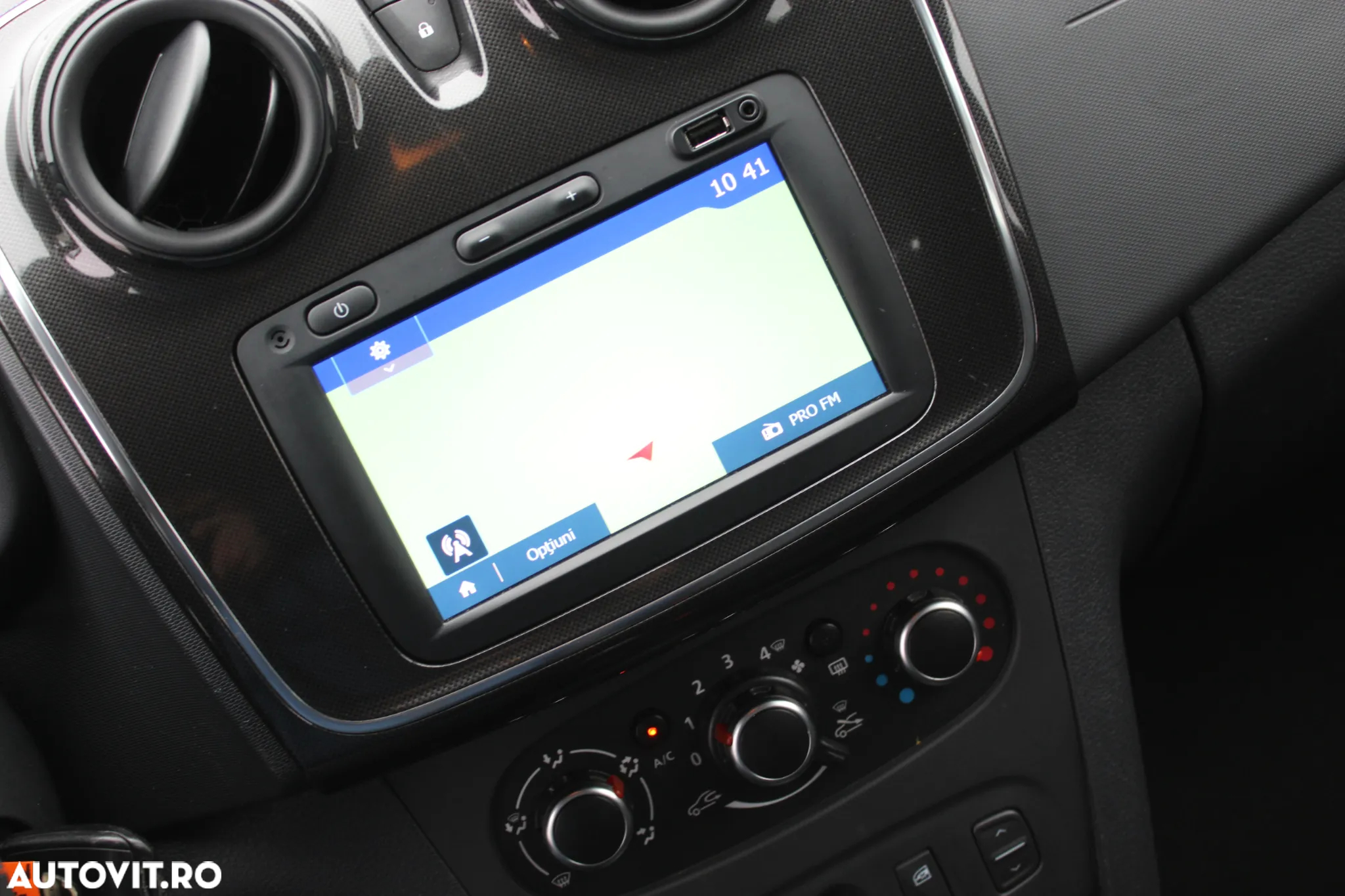 Dacia Logan MCV 0.9 TCe Laureate - 16