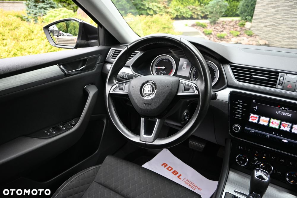 Skoda Superb 2.0 TDI SCR Sportline DSG - 22