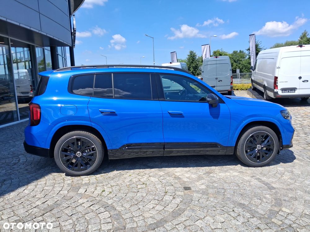 Mercedes-Benz GLB - 8