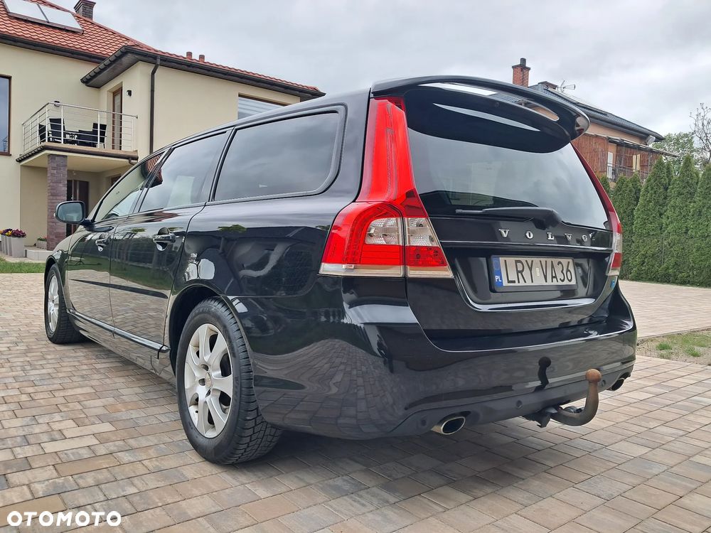 Volvo V70 D4 Summum - 12