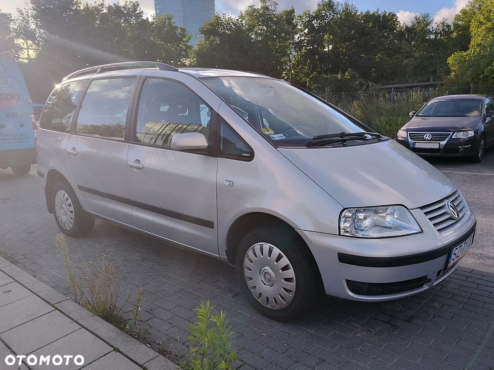 Volkswagen Sharan 1.9 TDI Comfortline - 11