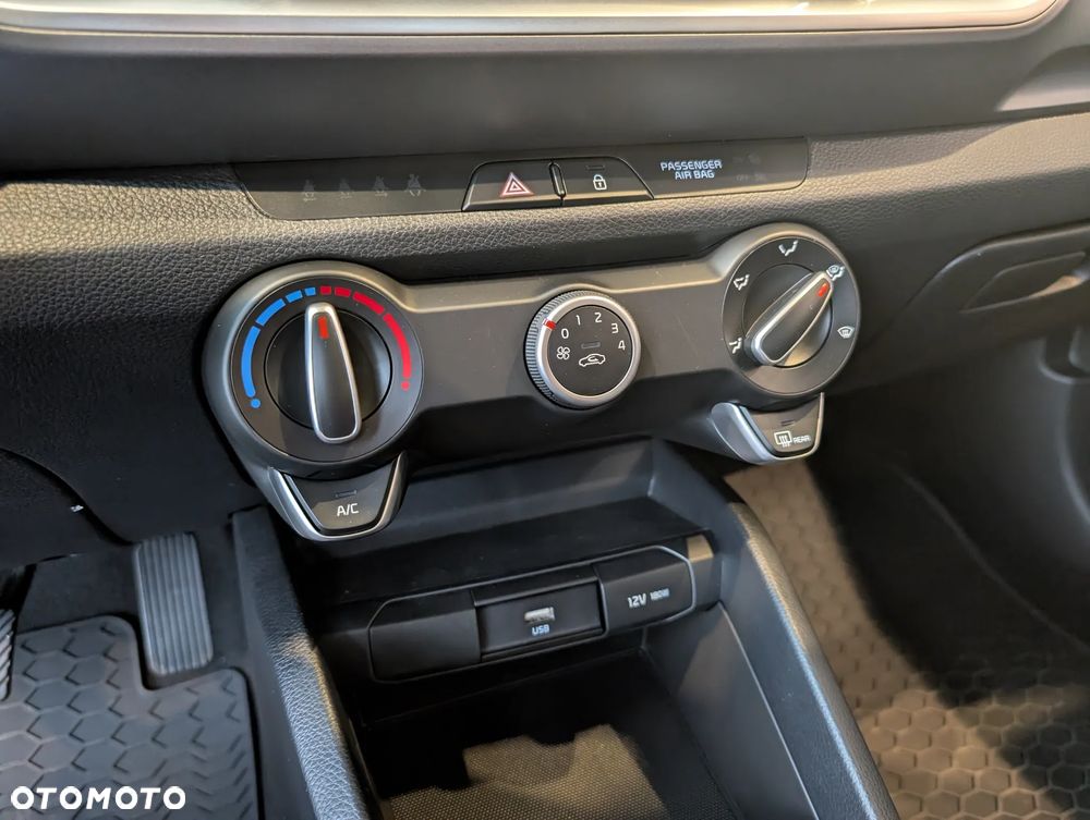 Kia Stonic 1.2 M - 16