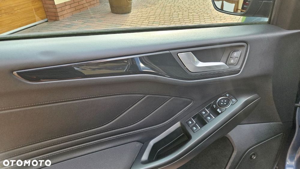 Ford Focus - 22