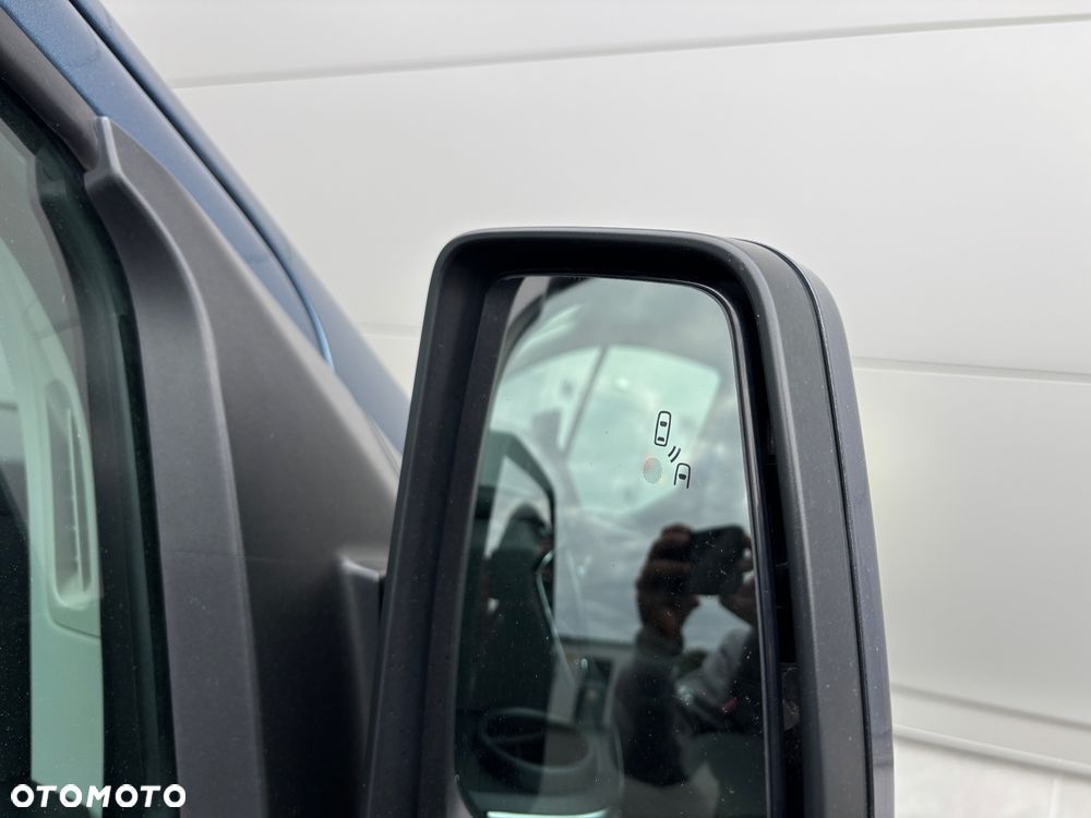 Ford Tourneo Custom 2.0 EcoBlue L2 Titanium - 27