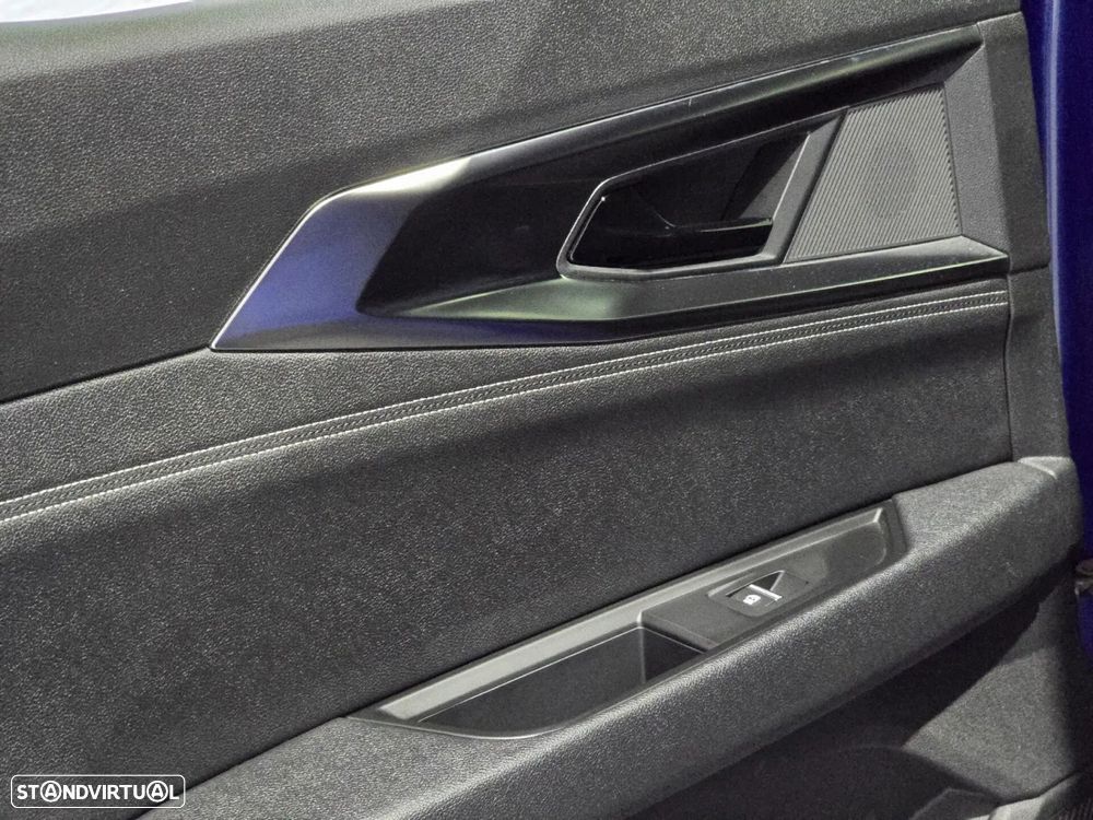 Renault Austral 1.2 E-Tech Iconic - 44