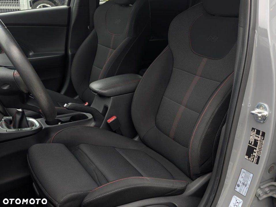 Hyundai i30 - 23