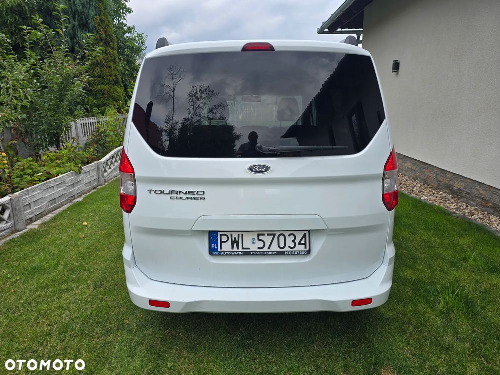 Ford Tourneo Courier 1.5 TDCi Sport - 7