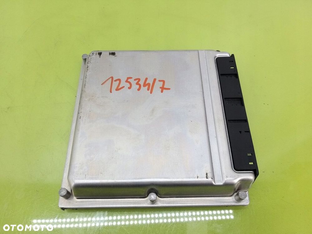 Komputer sterownik silnika Mercedes C-klasa W203 2,2 cdi 00-07 A0001536979 - 2
