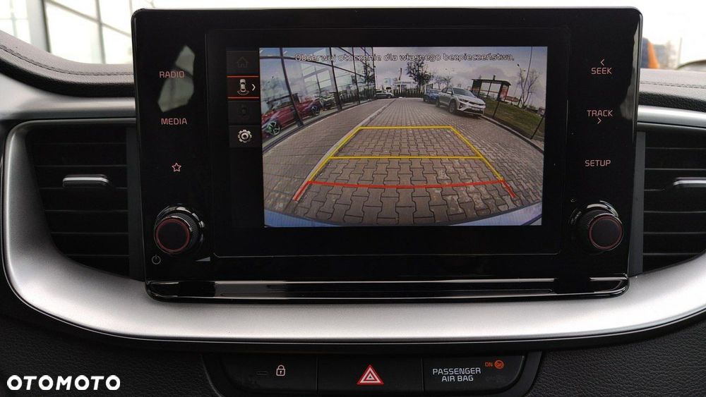 Kia Ceed - 22