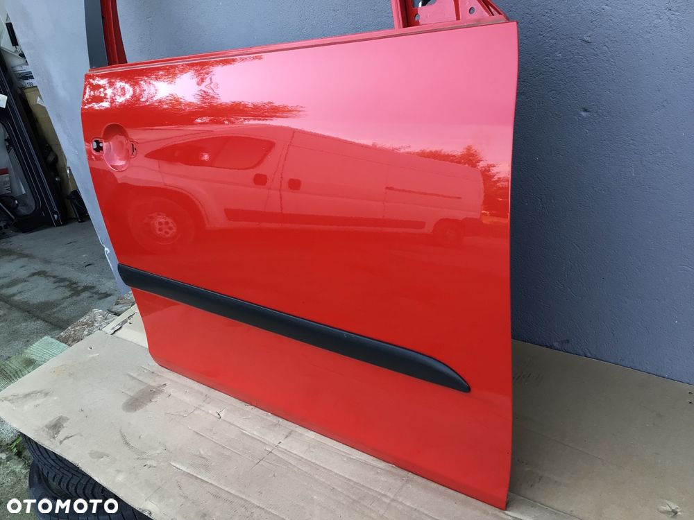 Drzwi przednie prawe Skoda Fabia ll 2 - 3
