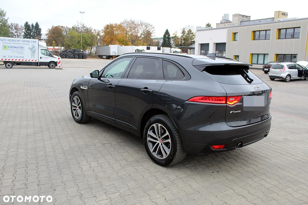 Jaguar F-Pace 2.0 i4D AWD R-Sport - 4