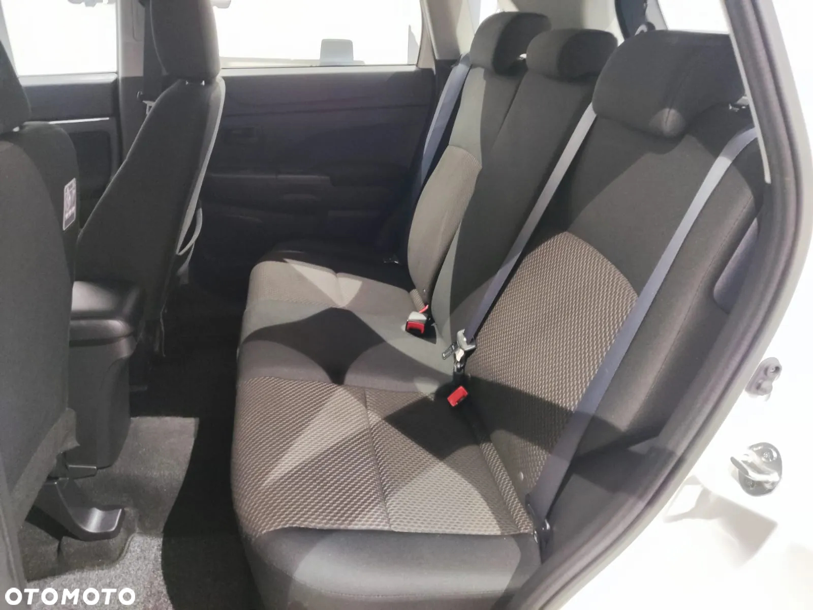 Mitsubishi ASX - 11