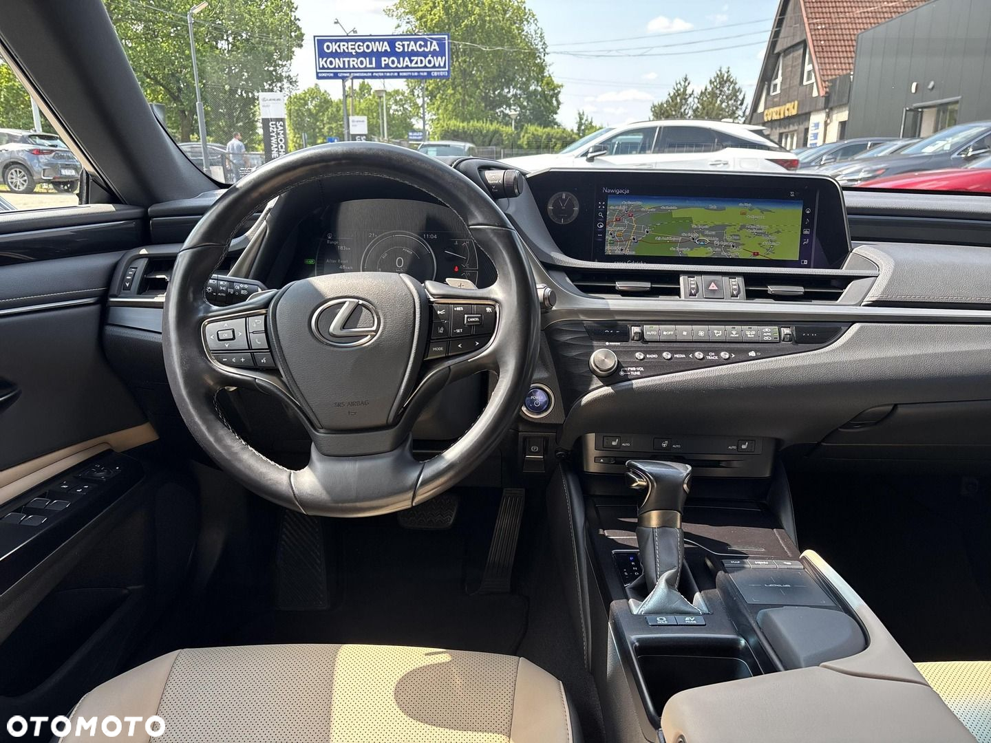 Lexus ES - 10