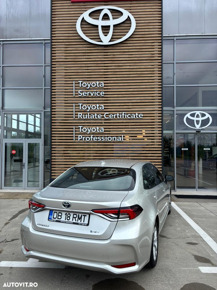 Toyota Corolla 1.8 HSD Business - 4