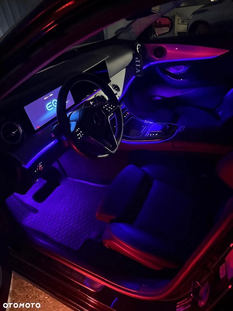 Mercedes-Benz Klasa E 300 de 4Matic 9G-TRONIC Avantgarde - 8