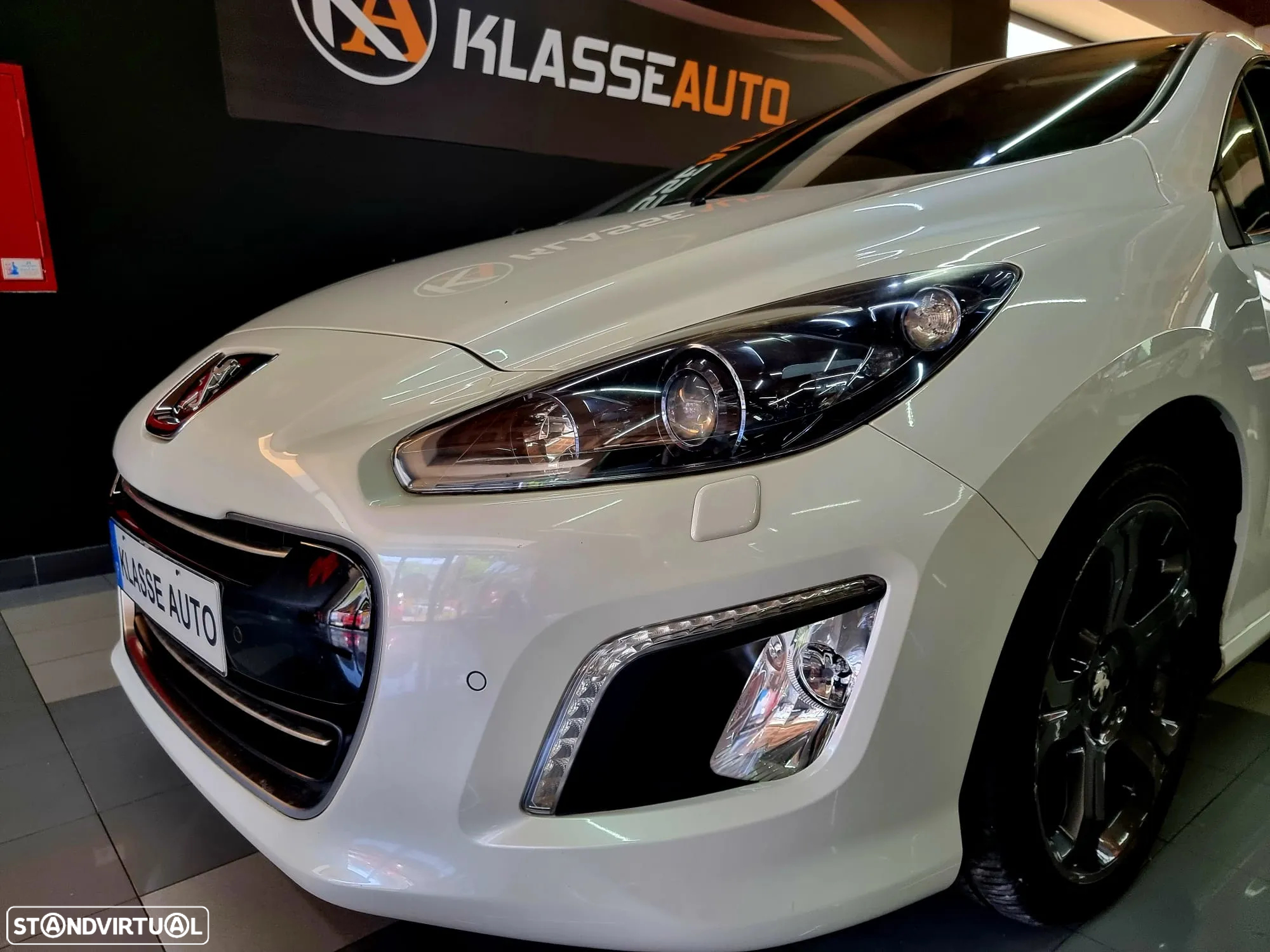 Peugeot 308 CC 1.6 THP Roland Garros - 8
