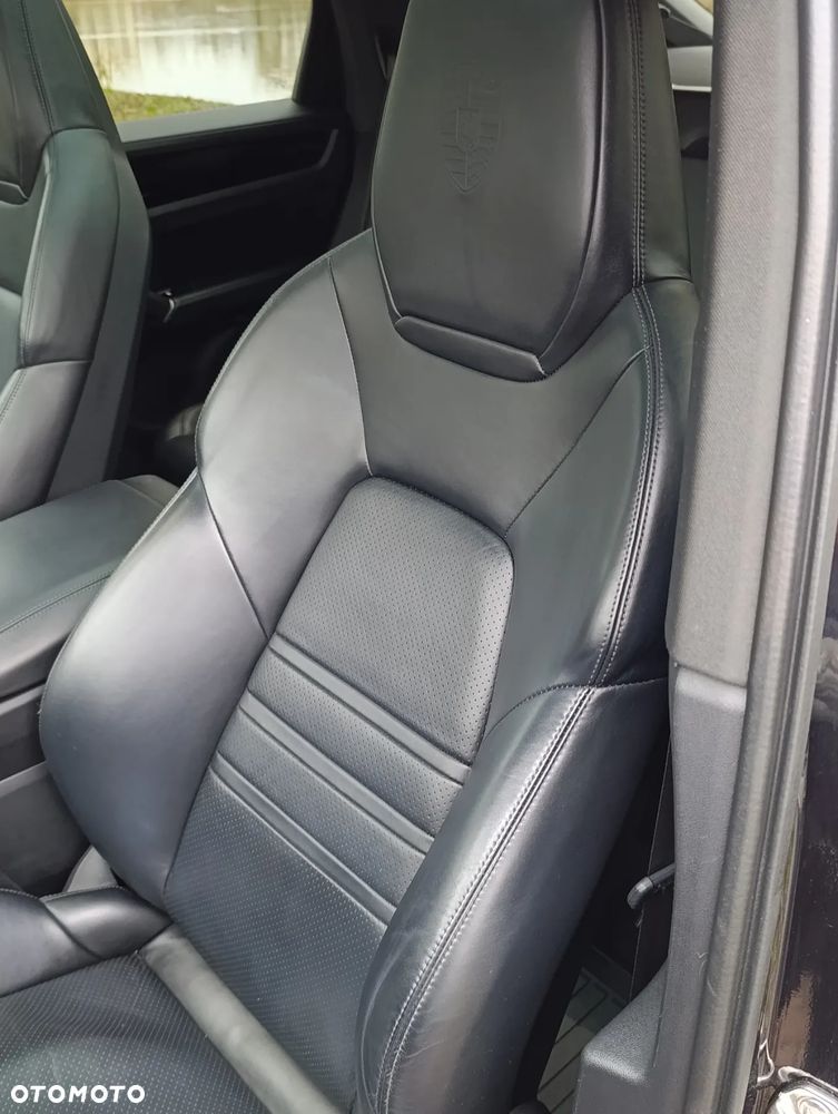 Porsche Cayenne Tiptronic S - 15