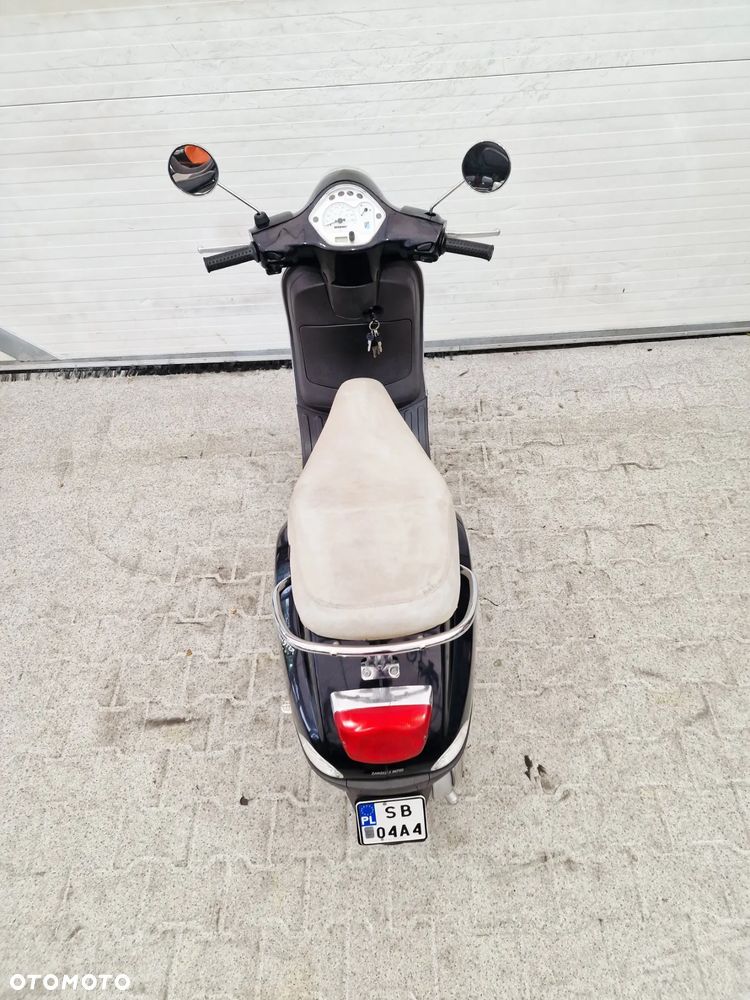 Piaggio Vespa - 26
