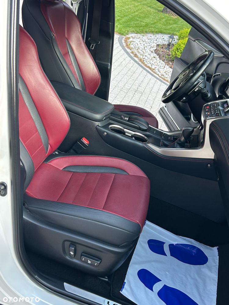 Lexus NX 200t F Sport AWD - 12