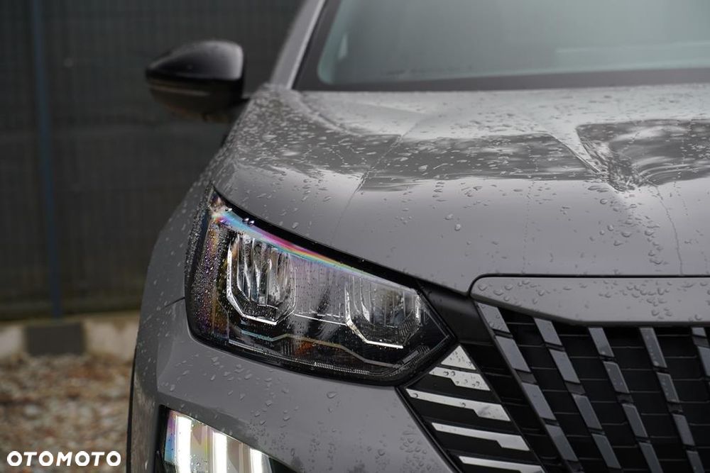 Peugeot 2008 PureTech mHEV Allure e-DCS6 - 23