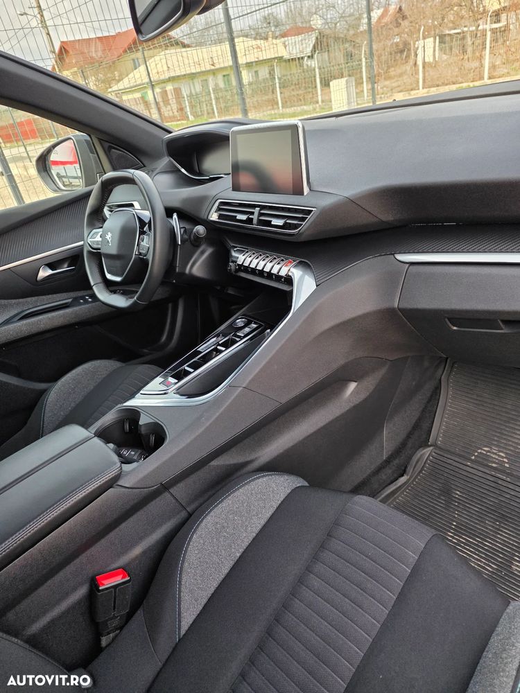 Peugeot 5008 - 16