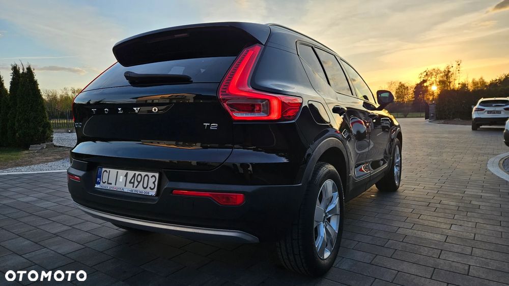 Volvo XC 40 - 25