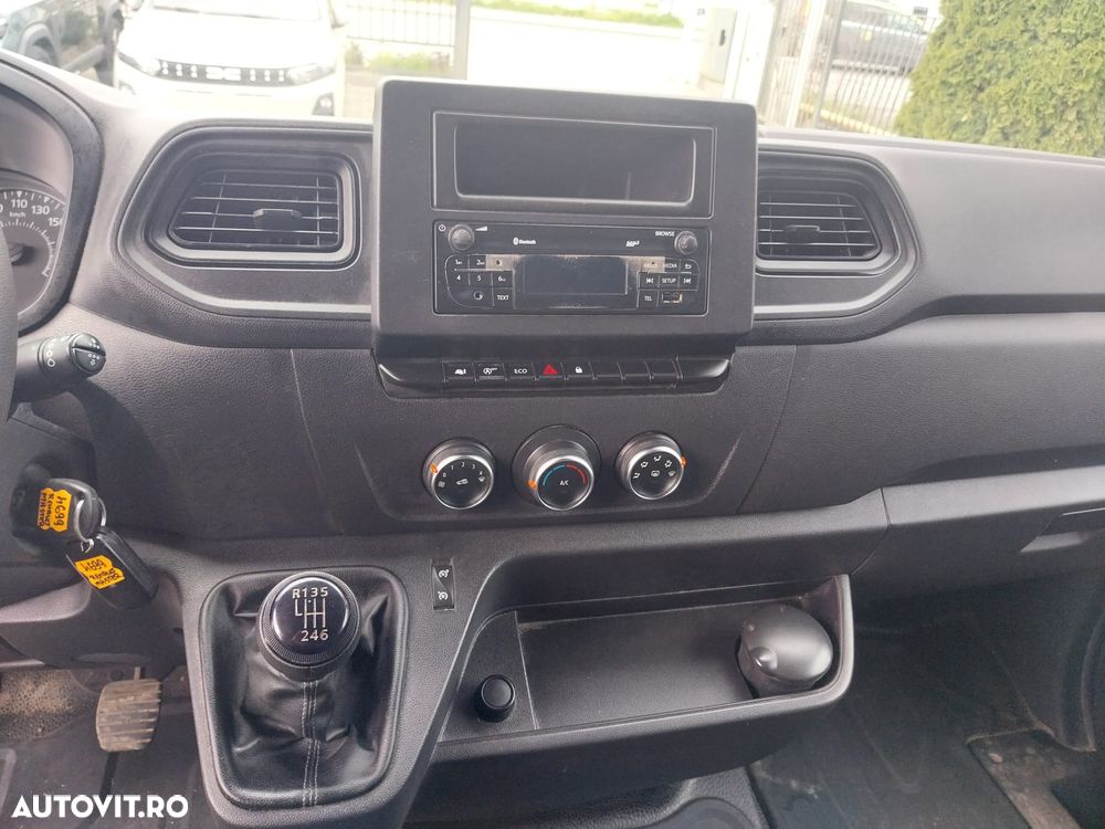 Renault MASTER propulsie L4H3 3,5t - 17