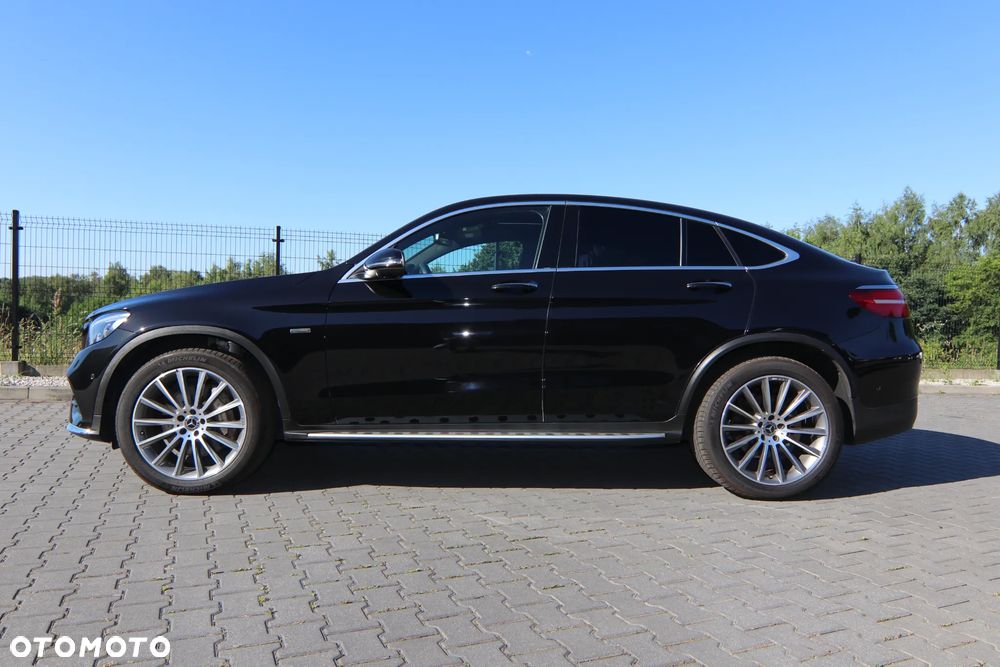 Mercedes-Benz GLC - 23