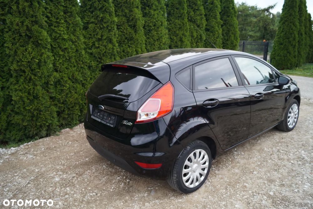 Ford Fiesta 1.0 Champions Edition - 4