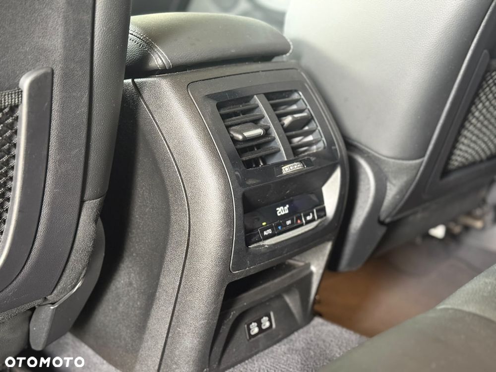BMW X3 xDrive20i Advantage - 18