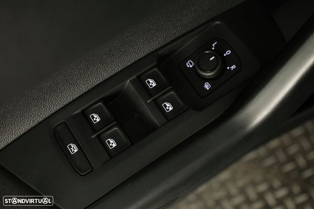 VW Taigo 1.0 TSI Urban - 19