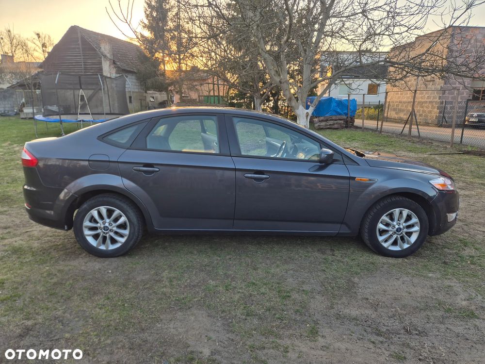 Ford Mondeo 1.8 TDCi Ambiente - 4
