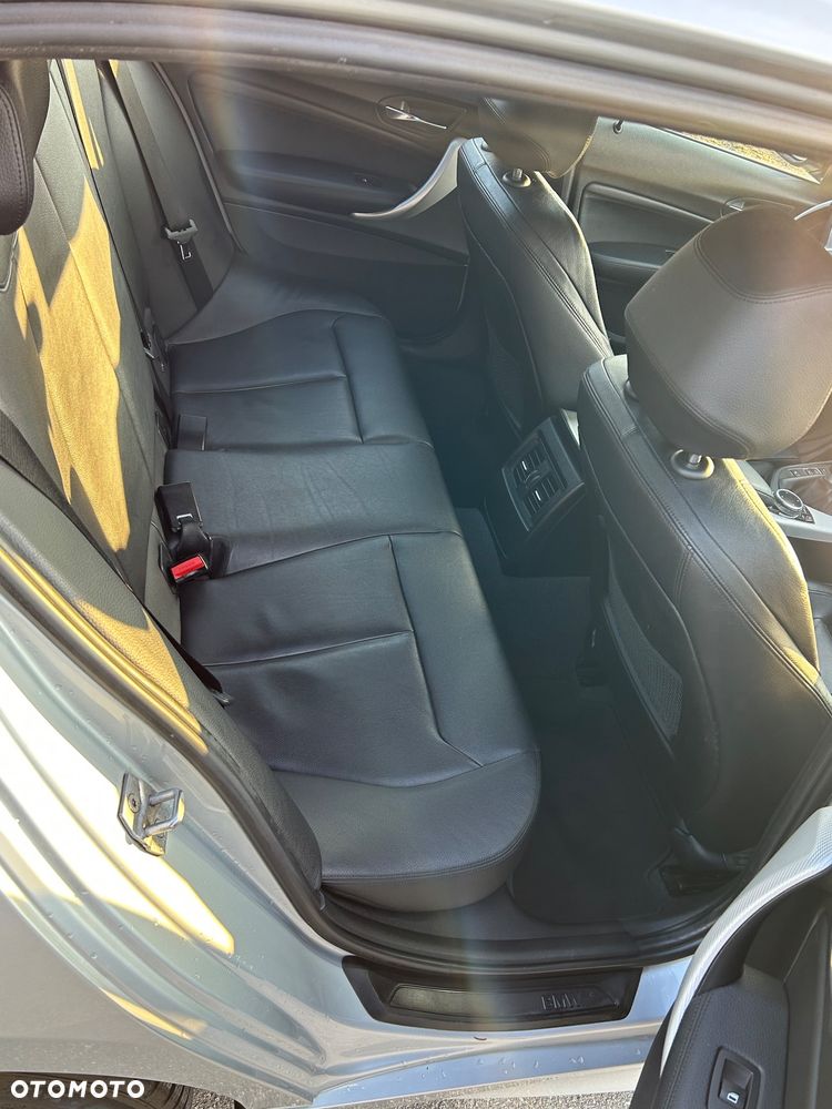 BMW Seria 1 118d - 9
