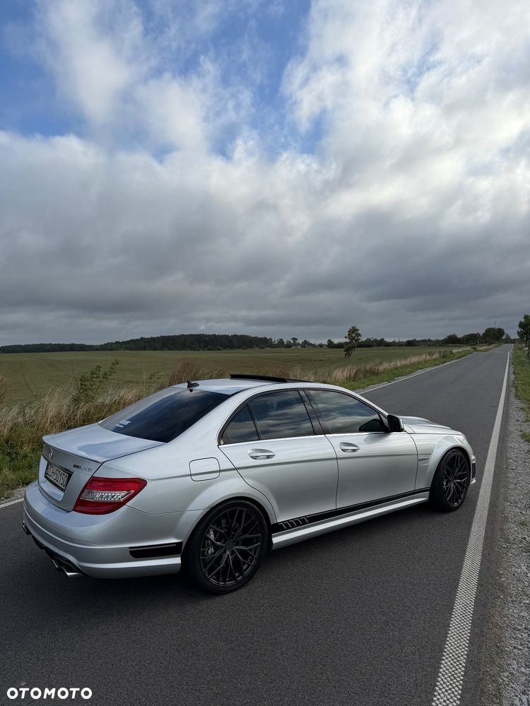 Mercedes-Benz Klasa C 63 AMG 7G-TRONIC - 3