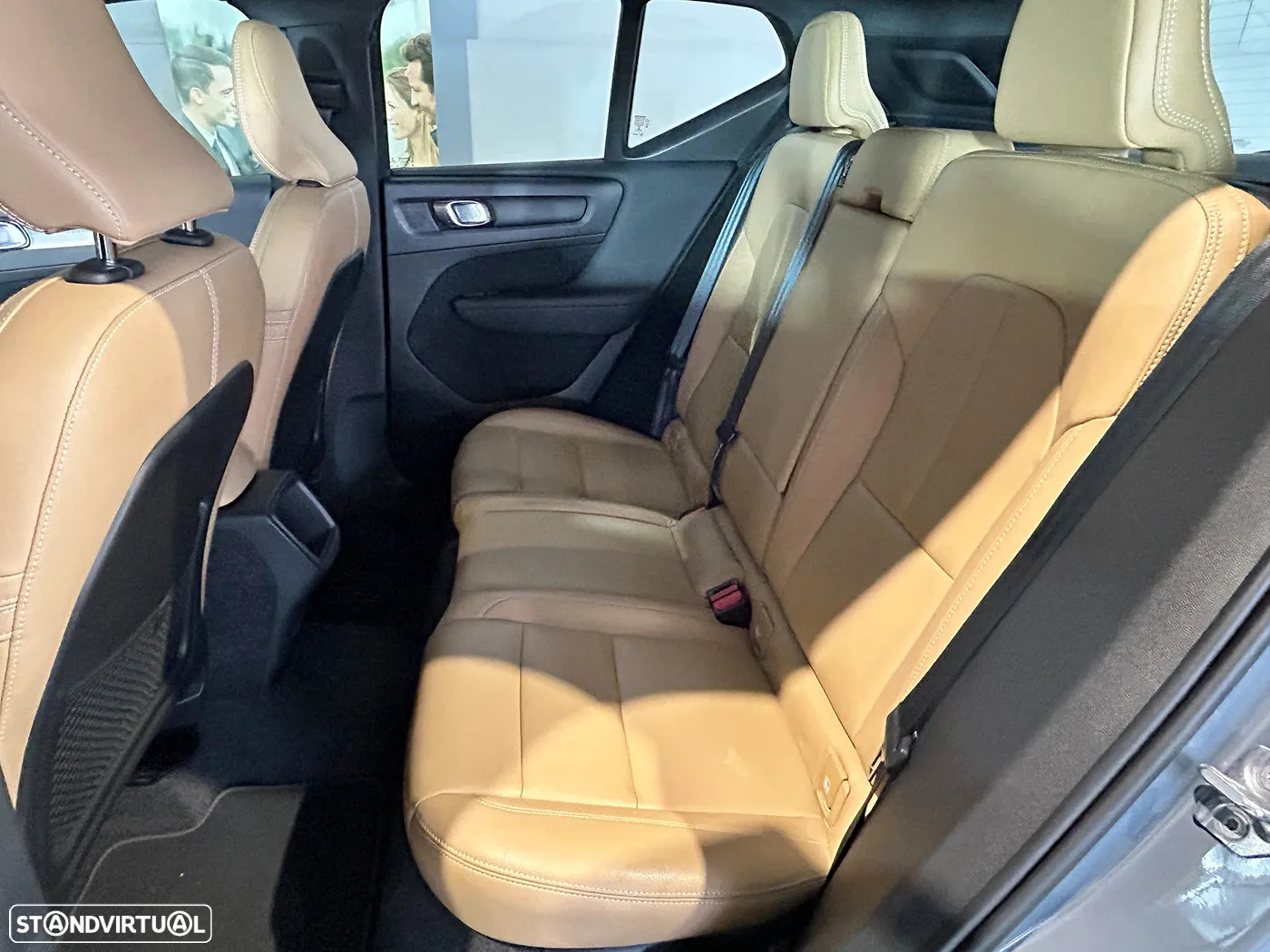 Volvo XC 40 2.0 D3 Momentum Plus Geartronic - 18