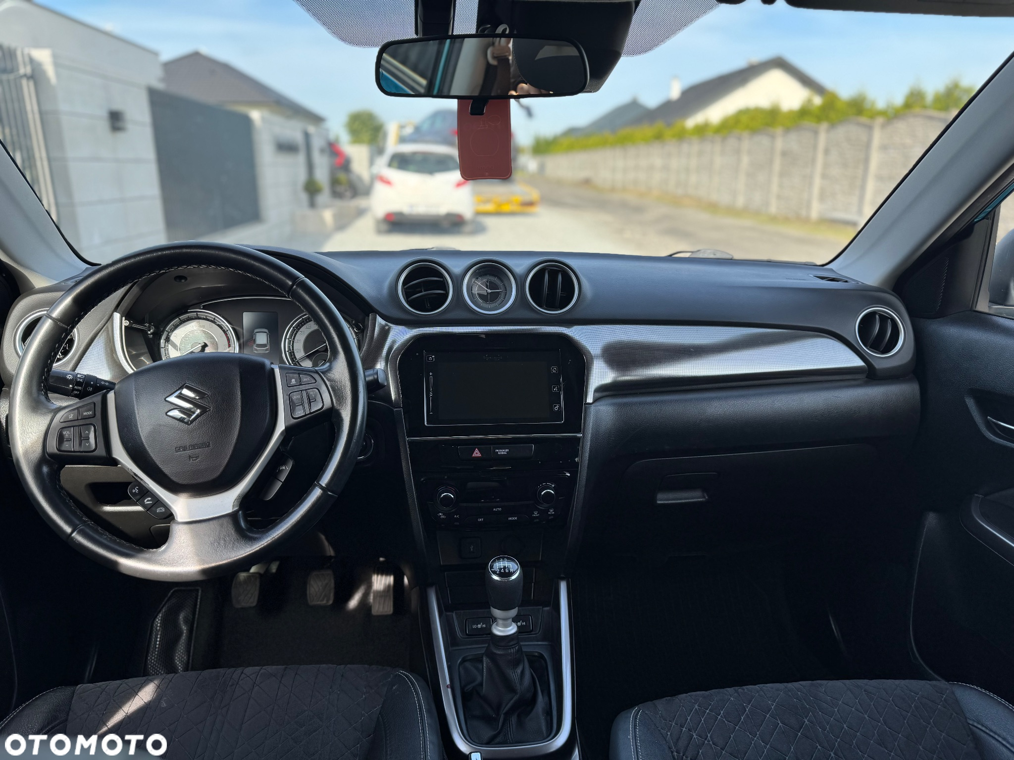 Suzuki Vitara 1.4 Boosterjet Hybrid Allgrip Comfort - 16