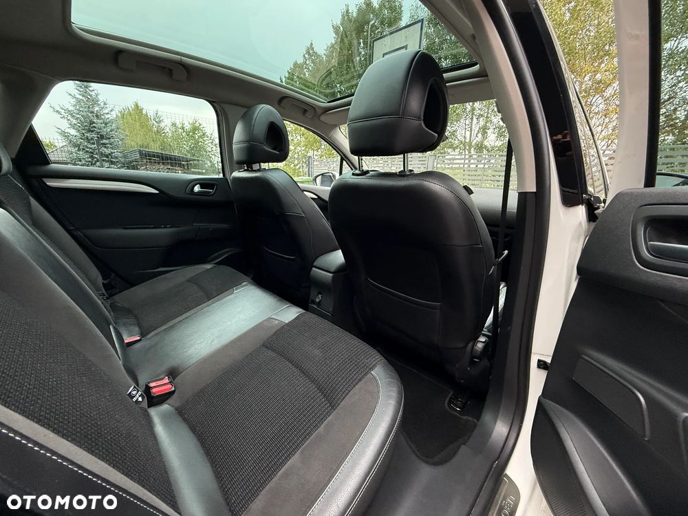Citroën C4 - 11