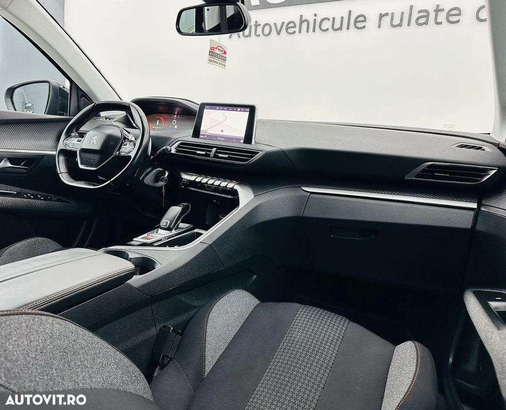 Peugeot 3008 PureTech 130 Stop & Start EAT6 Allure - 16