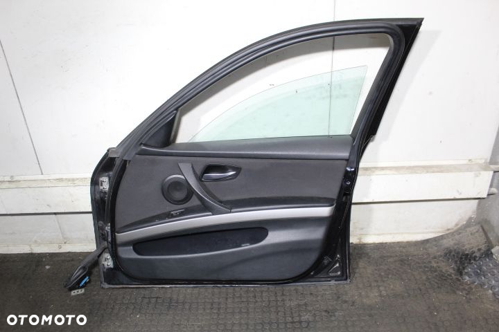 DRZWI PRAWY PRZÓD BMW 3 320D E91 - 2