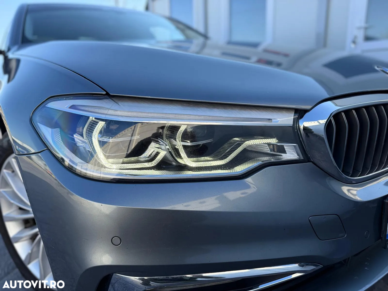 BMW Seria 5 520d AT - 2