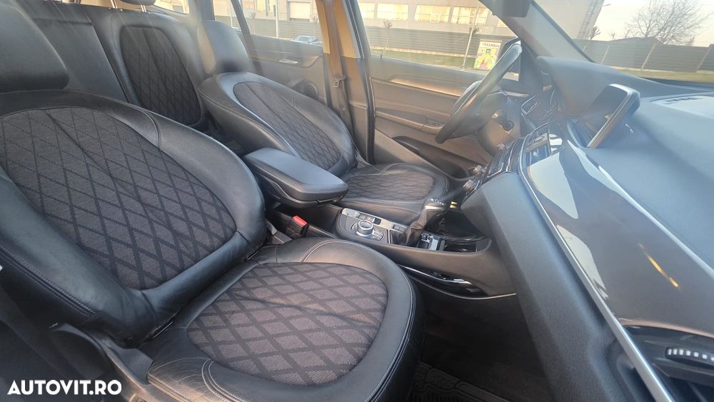 BMW X1 sDrive18d Aut. xLine - 33