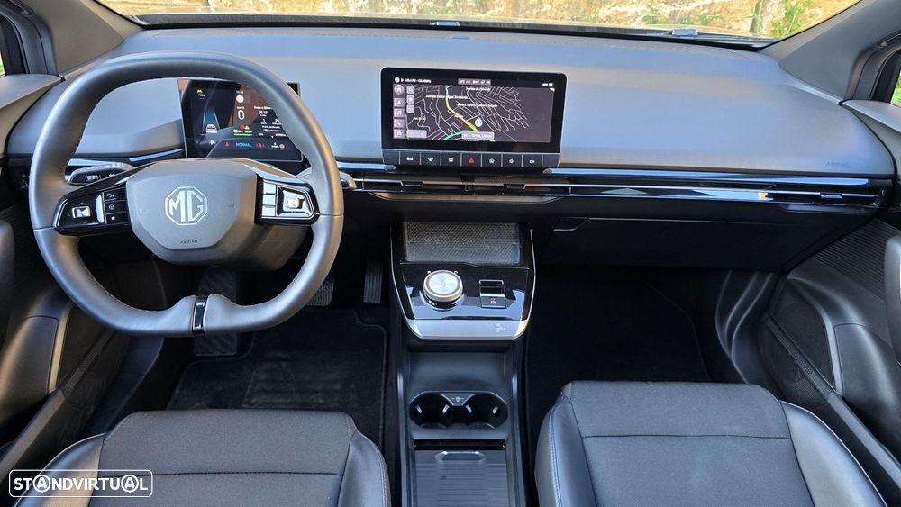 MG MG4 64 kWh Luxury - 10