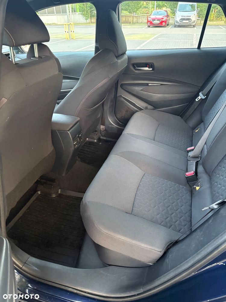 Toyota Corolla 2.0 Hybrid Comfort - 6