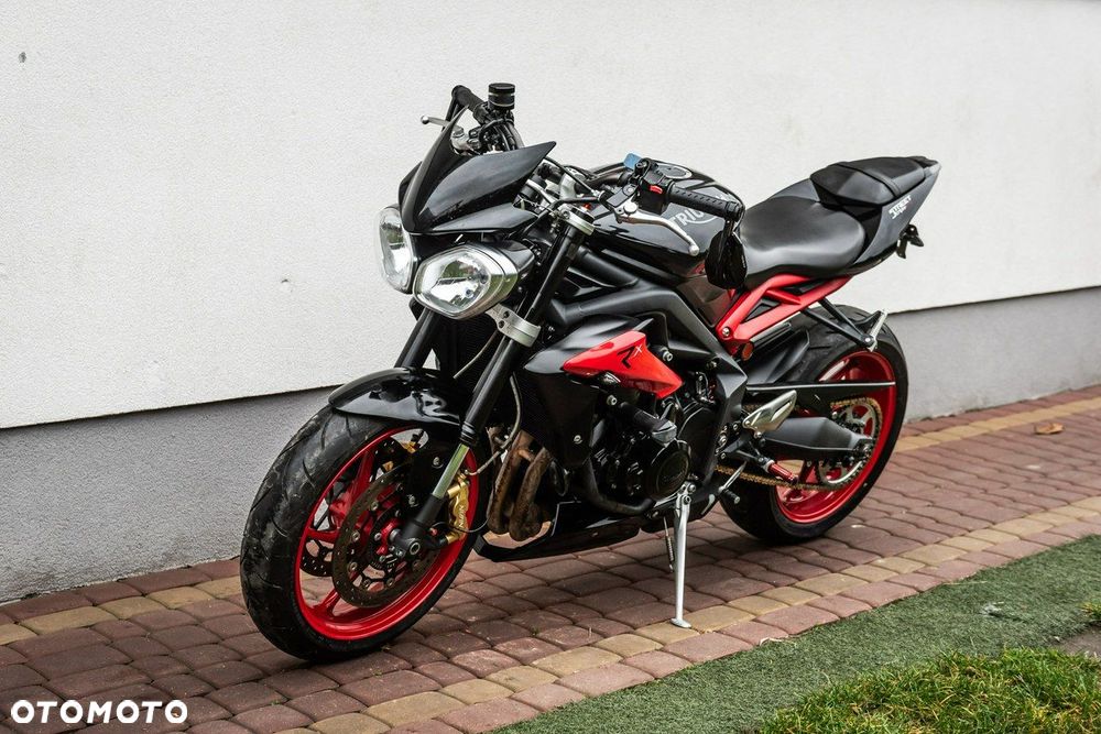 Triumph Street Triple - 6