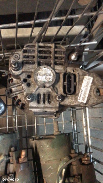 Alternatory rozruszniki Iveco Daily Bosch Valeo, różne numery 0125811040 / 5801580939 / 0001109306 - 13