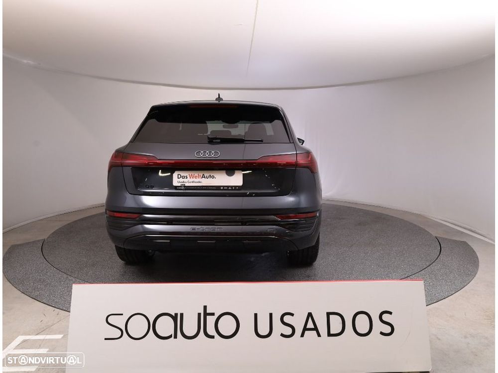 Audi Q8 e-Tron 55 quattro Advanced - 12