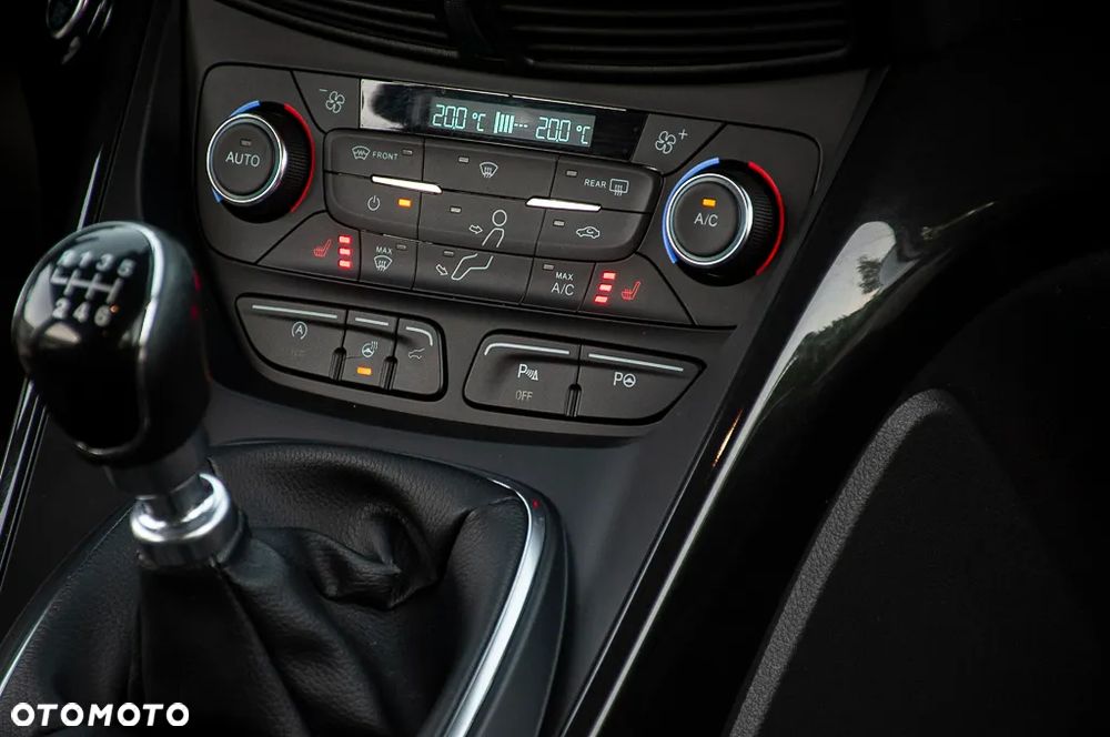 Ford Kuga 1.5 EcoBoost FWD ST-Line ASS - 20