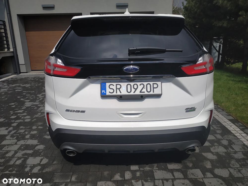Ford Edge - 8