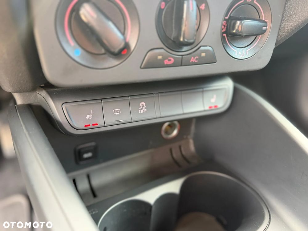 Audi A1 Sportback 1.6 TDI Ambition - 13