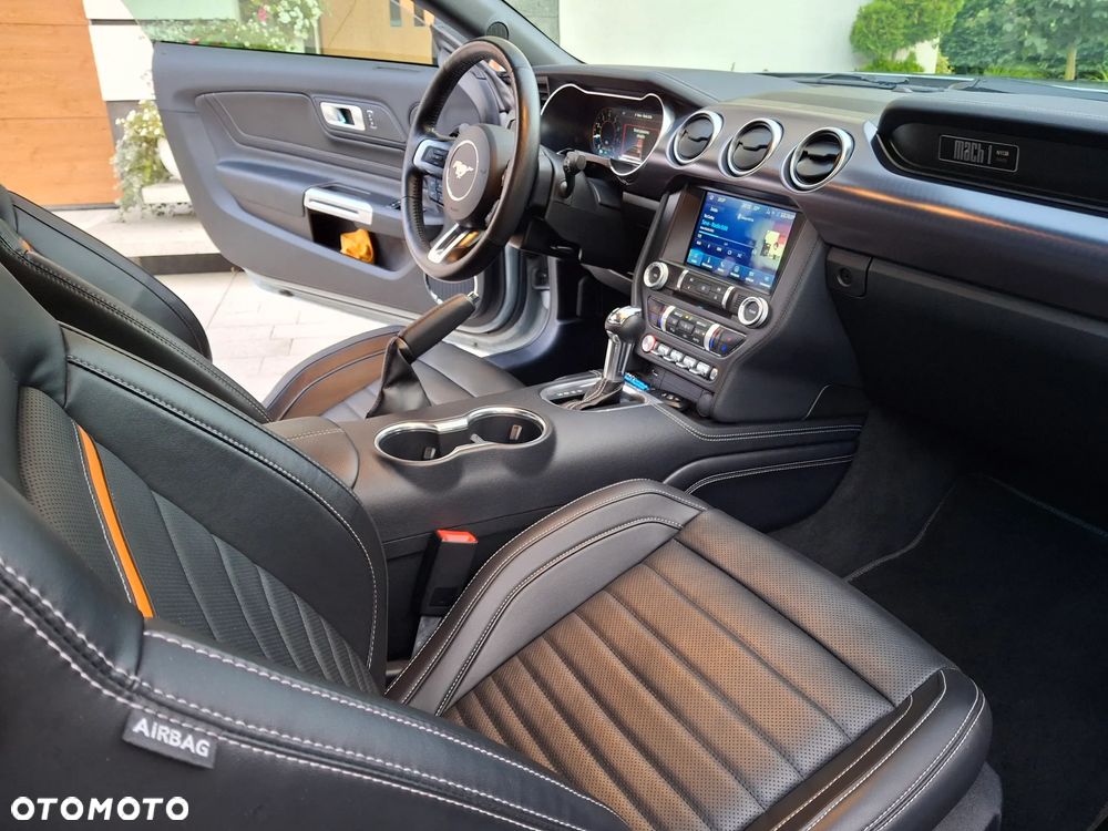 Ford Mustang - 14